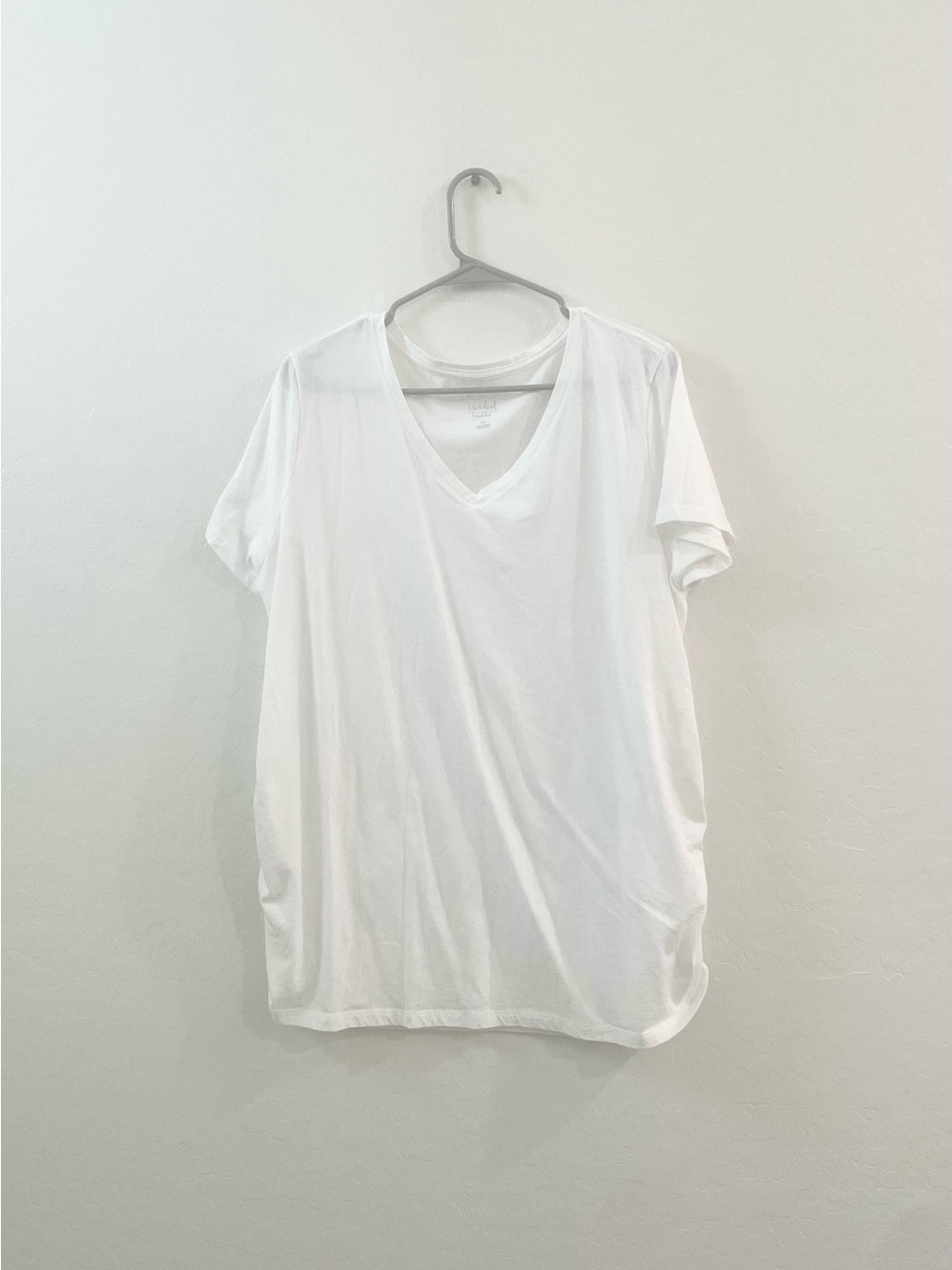 Isabel Maternity by Ingrid & Isabel White V-Neck Short Sleeve Tee